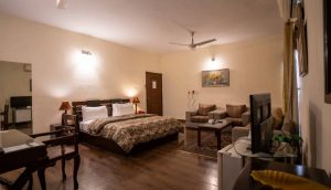 Deluxe Room | The Grand Mansion